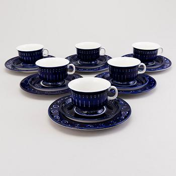 ULLA PROCOPÉ, A 12-piece 'Valencia' tea set for Arabia, Finland, 1960s-1970s.