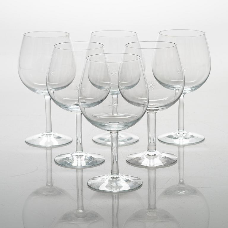 Signe Persson-Melin, a set of 6 wine glasses "Bouquet". Kosta Boda.
