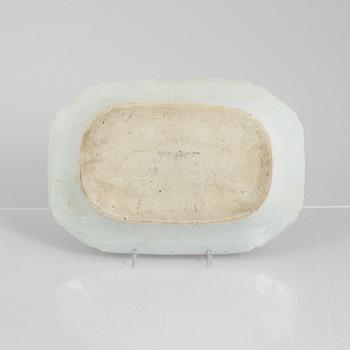 Two Chinese export porcelain chargers, Qing dynasty, Qianlong (1736-95).