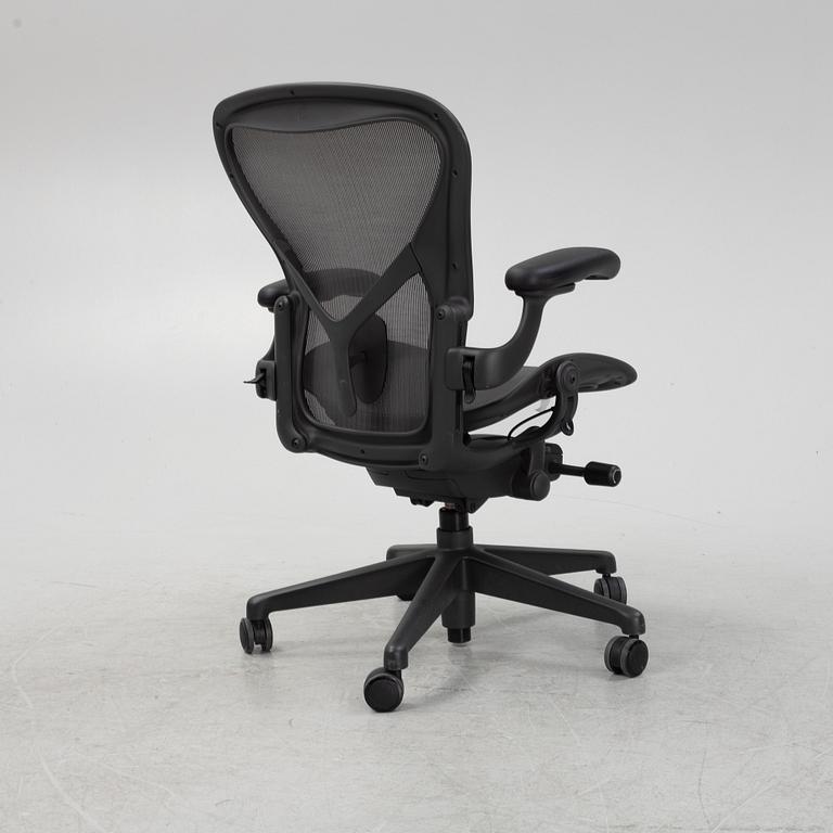 Don Chadwick/Bill Stump, skrivbordsstol, "Aeron", Herman Miller.