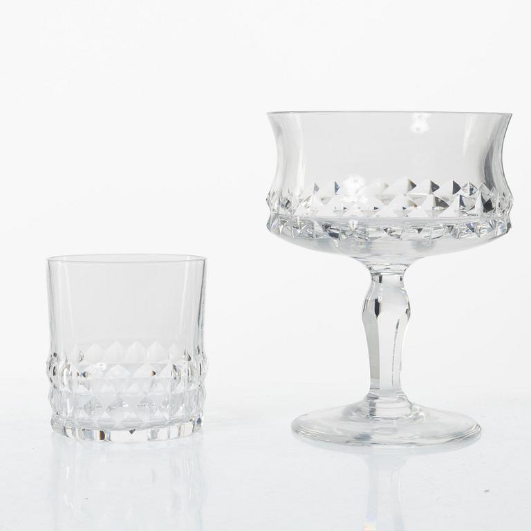Ingeborg Lundin, glasservis, 63 st, "Silvia", Orrefors.