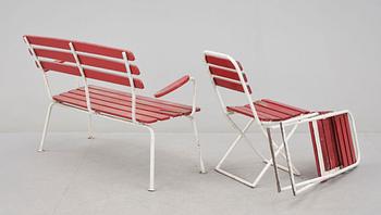 TRÄDGÅRDSSOFFA samt FÄLLSTOLAR, 2 st, 1900-talete mitt.