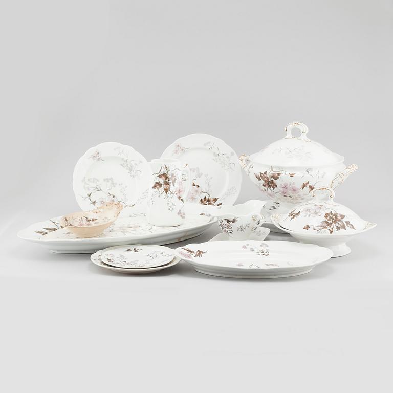 98 pieces of earthenware tableware from Rörstrand, model "Risa", produced between 1888- 1908.