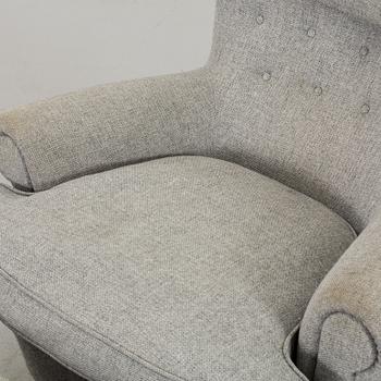 CARL MALMSTEN, fåtölj med fotpall, "Jättepaddan", sent 1900/2000-tal.