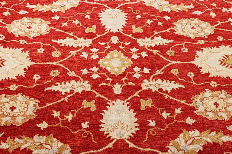 A Ziglar Soltani carpet, c. 300 x 300 cm.