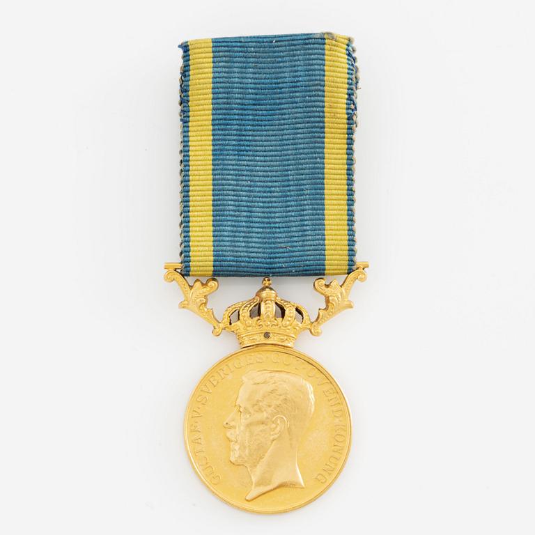 Gustav V,medal for civil merit , gold.