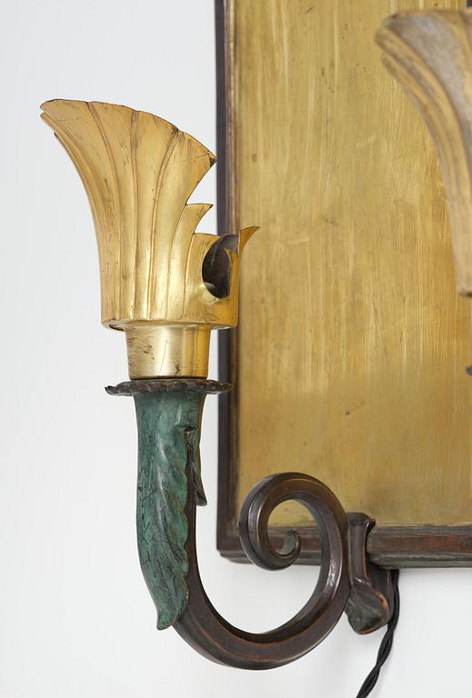 A pair of Swedish Grace wall lamps, 1920s-30s.