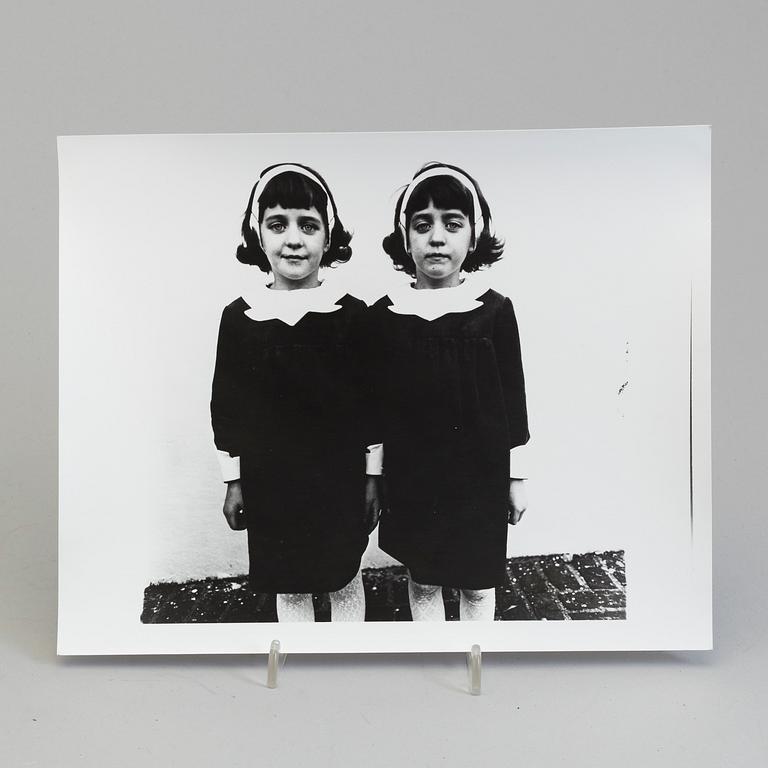 DIANE ARBUS, gelatinsilverfotografi stämplad Lunn Gallery a tergo, pressbild.