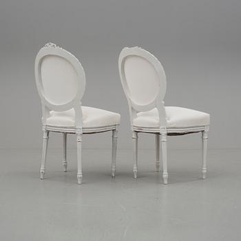 STOLAR, ett par, Louis XVI-stil, 1900-talets första hälft.