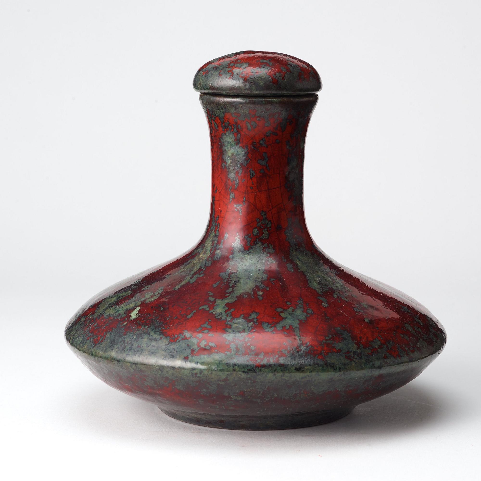 Hans Hedberg, A Hans Hedberg faience bottle with stopper, Biot, France.