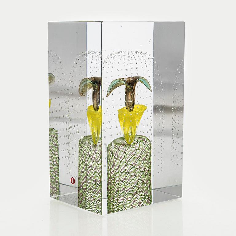Oiva Toikka, A jubilee cube "Pohjolan häät Kalevala 150", signed Oiva Toikka Nuutajärvi 47/50.