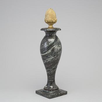 A 20TH CENTURY SWEDISH GREEN MARBLE VASE.