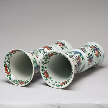 A matched pair of Gu-shaped wucai vases, Transition, 17th Century.