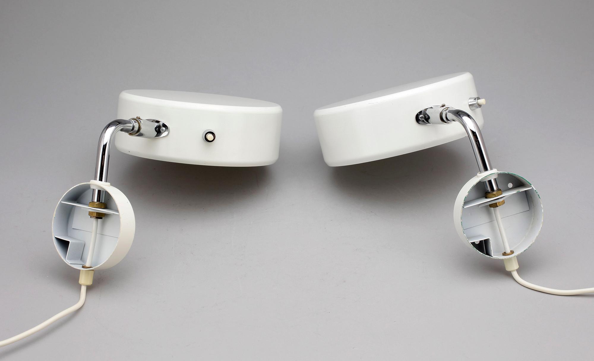 VÄGGLAMPOR, ett par, Ateljé Lyktan, Åhus, 1900-talets mitt.