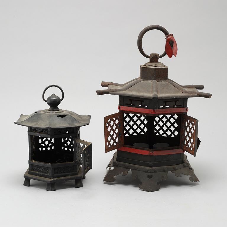 Two Japanese lanterns, 20th century.