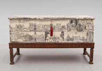 SIDEBOARD. 1900-talets första hälft.