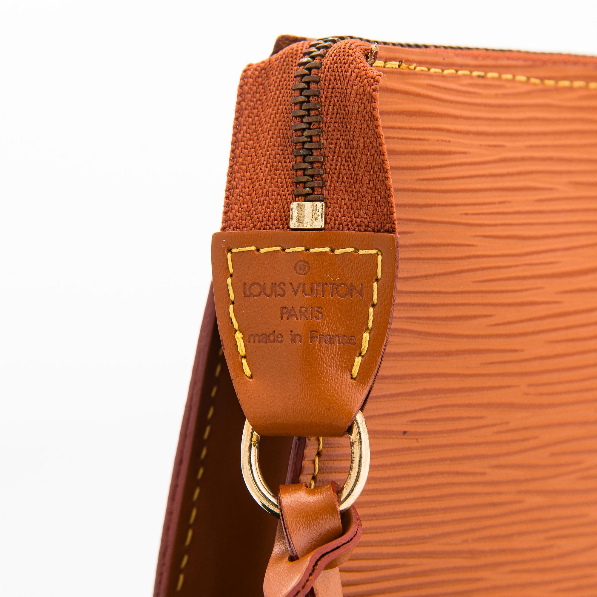 Louis Vuitton, väska, "Pochette".