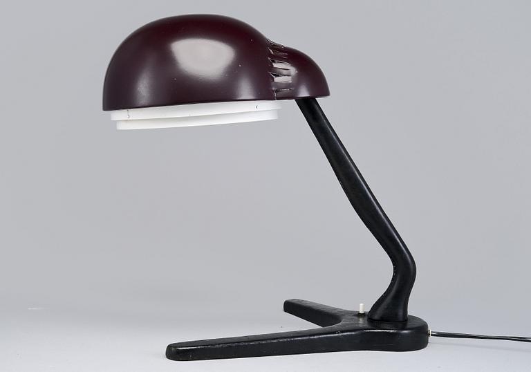 Alvar Aalto, BORDSLAMPA A 704.