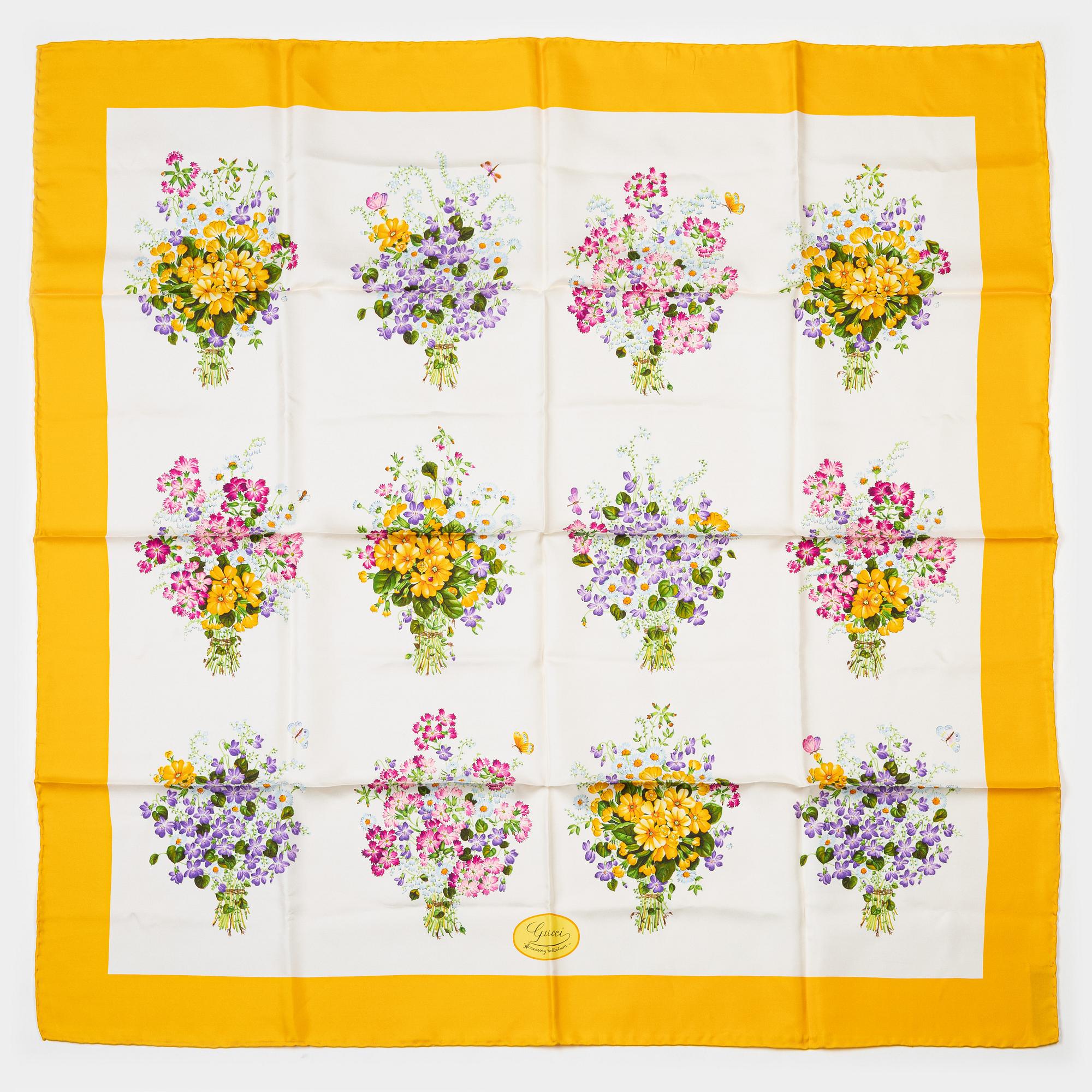 Gucci, scarf, "Flora".