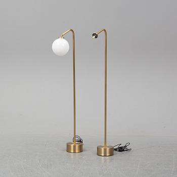 A pair of 'Oscar' floor lights from CTO Lighting.