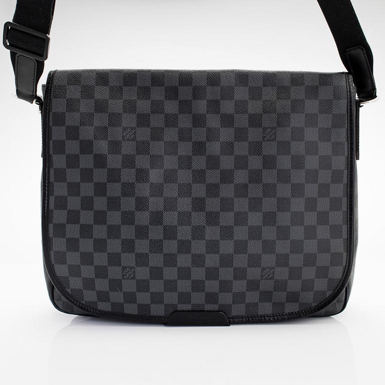Louis Vuitton, a Damier Graphite 'Daniel MM Messenger Bag.