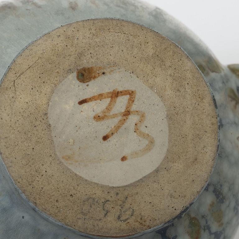 Arne Bang, a stoneware jug, model 151, own workshop, Fensmark, Denmark, 1930s-50s.