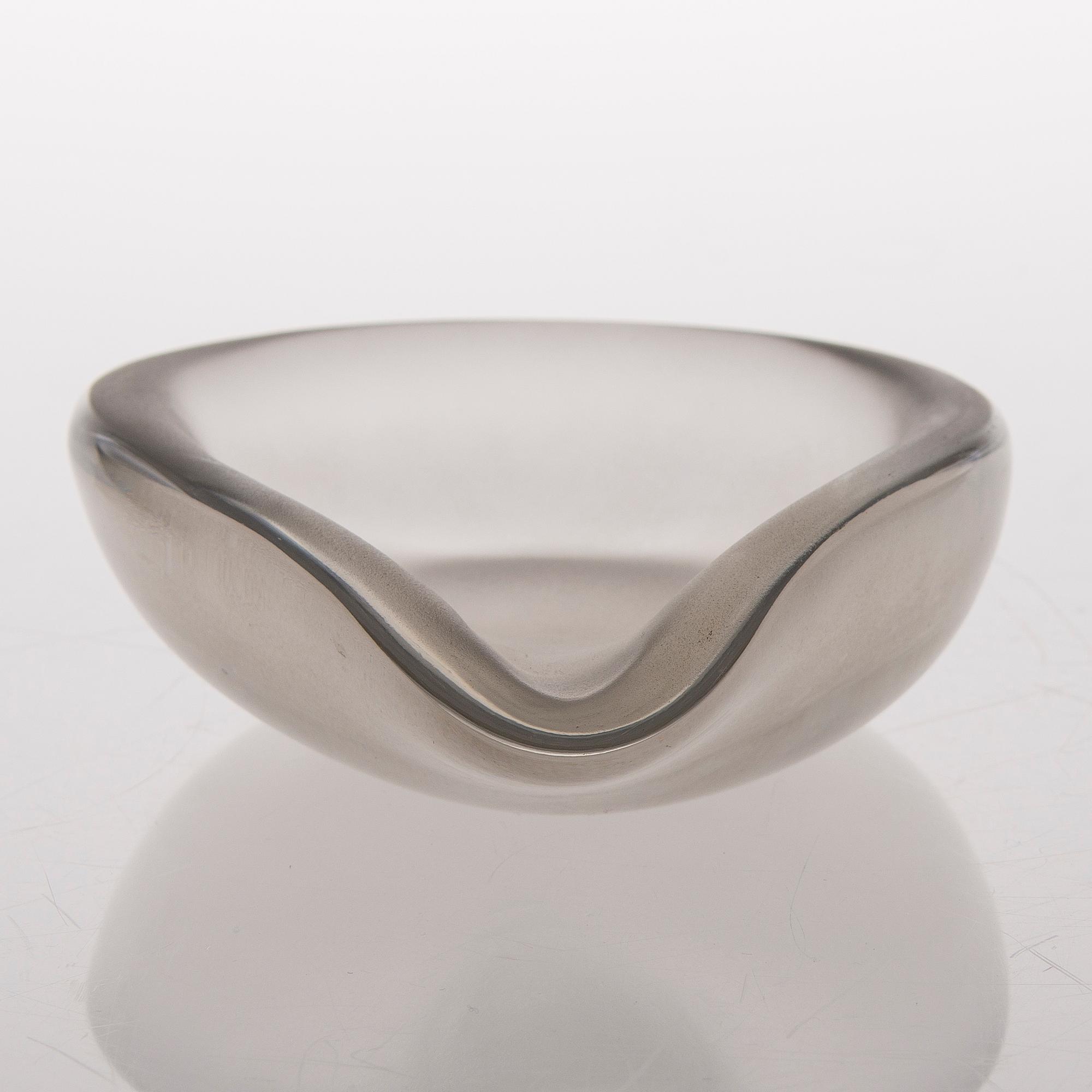 KAJ FRANCK, TUHKA-ASTIA 3106, lasia, signeerattu K. Franck Iittala.