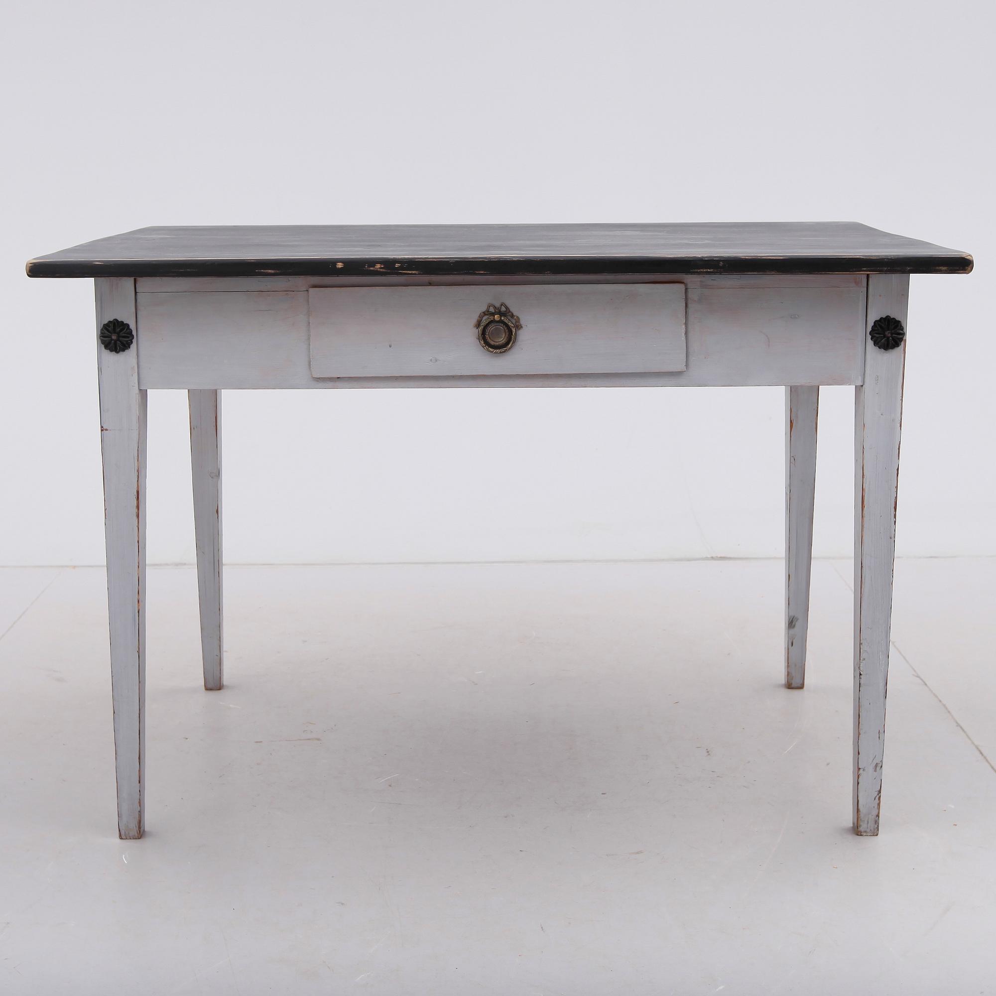 SKRIVBORD, 1900-talets första hälft.