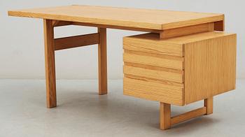 SKRIVBORD, formgivet av Olavi Hänninen för Nupponen, Finland.