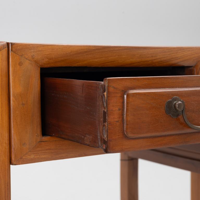 Skrivbord, Kina, sen Qingdynasti.