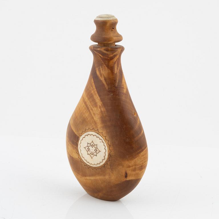Anders Sunna, a birch and reindeer horn salt bottle, signed AS.