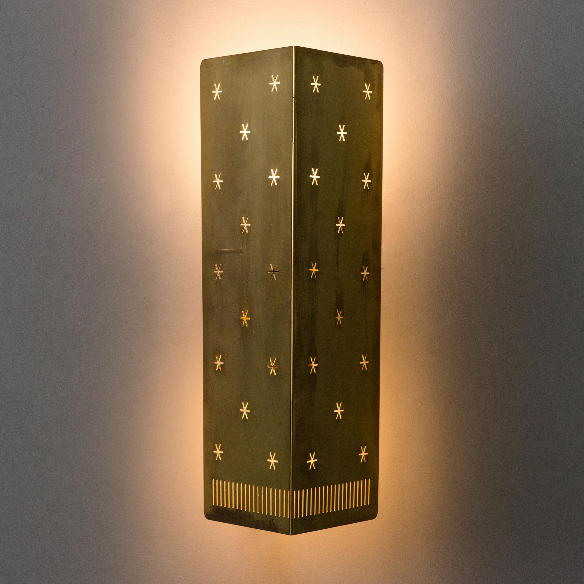 Paavo Tynell, vägglampa, modell 10330, Taito, 1900-talets mitt.