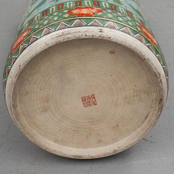 PARAPLYSTÄLL, porslin, Kina, modern tillverkning.