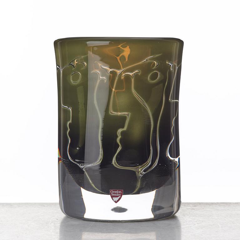 Ingeborg Lundin, an "ariel" glass vase "Faces", Orrefors 1986.