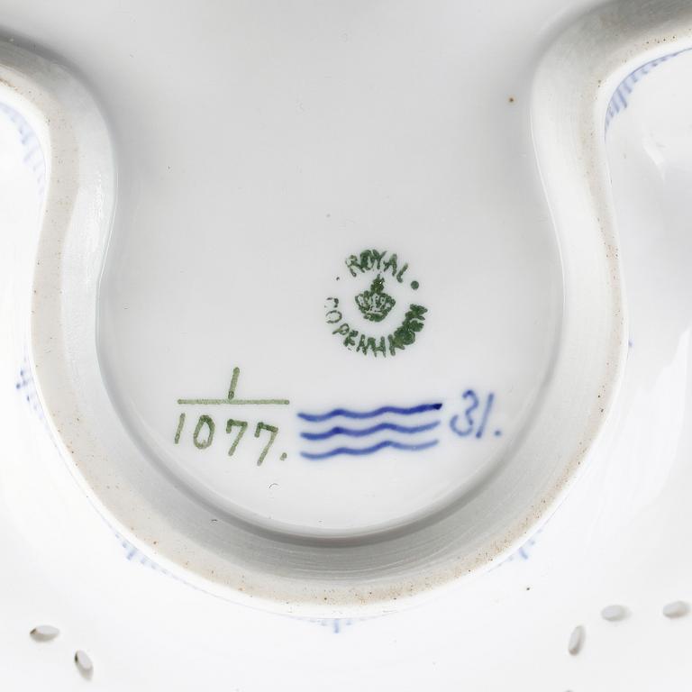 SKÅL, porslin, Royal Copenhagen.