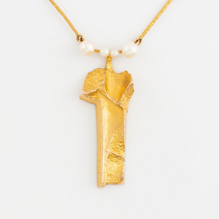 Björn Weckström, 14K gold and pearl 
 'Clouds' necklace, Lapponia 1971.