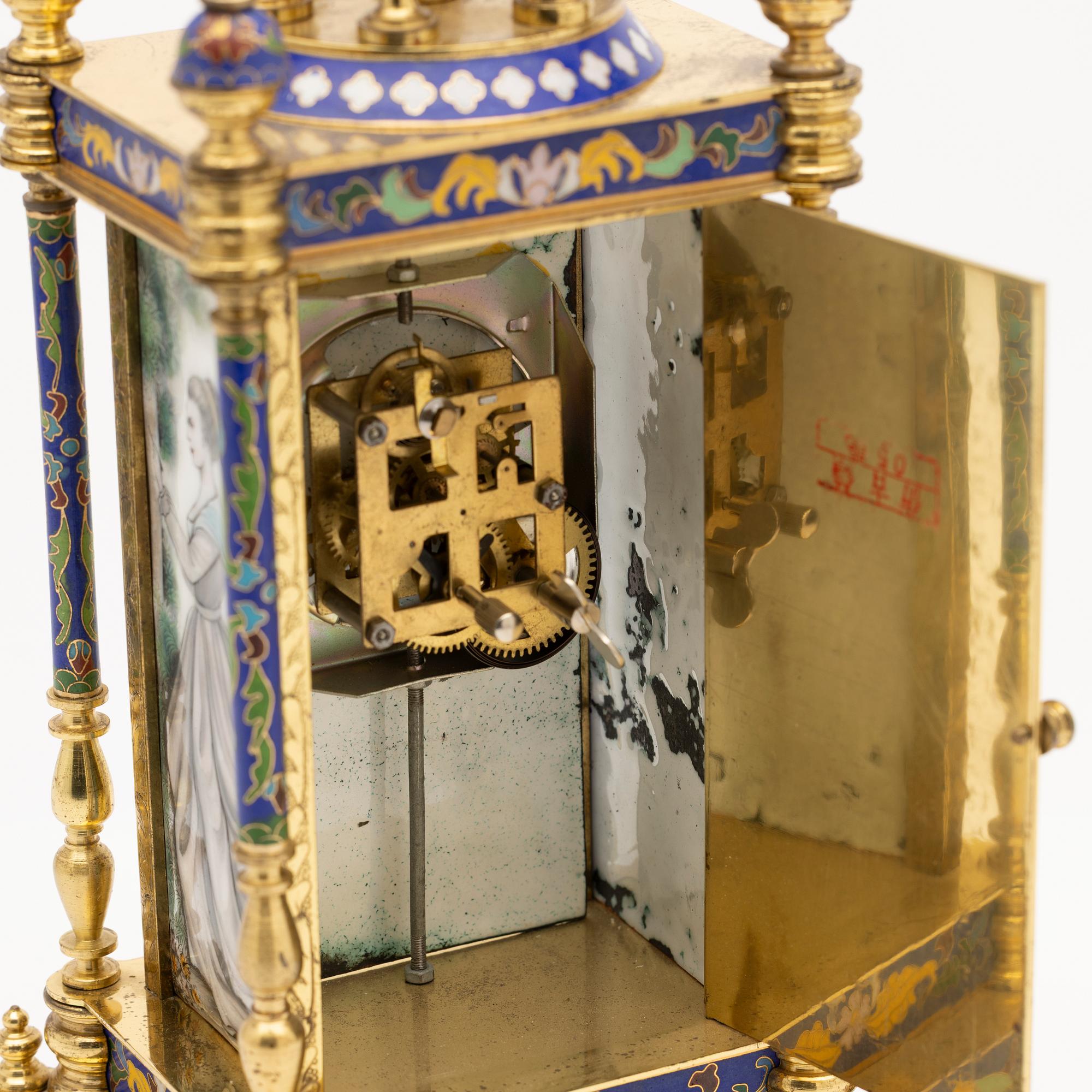 Table clock, second half of the 20th century.