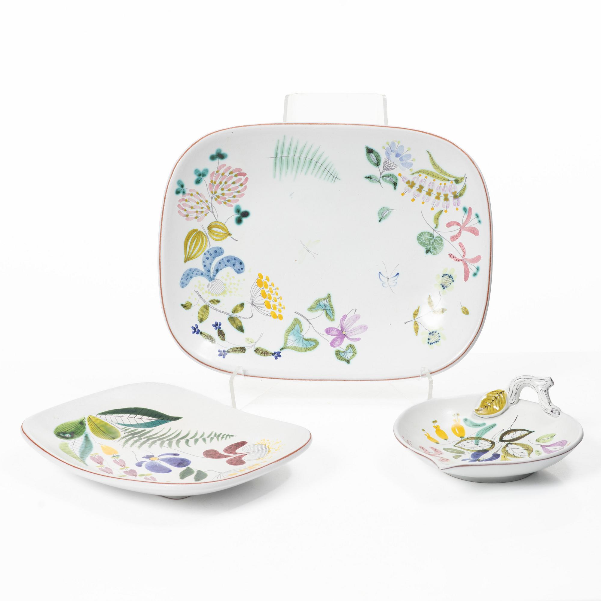 Stig Lindberg, Three faience dishes, Gustavsberg Studio.