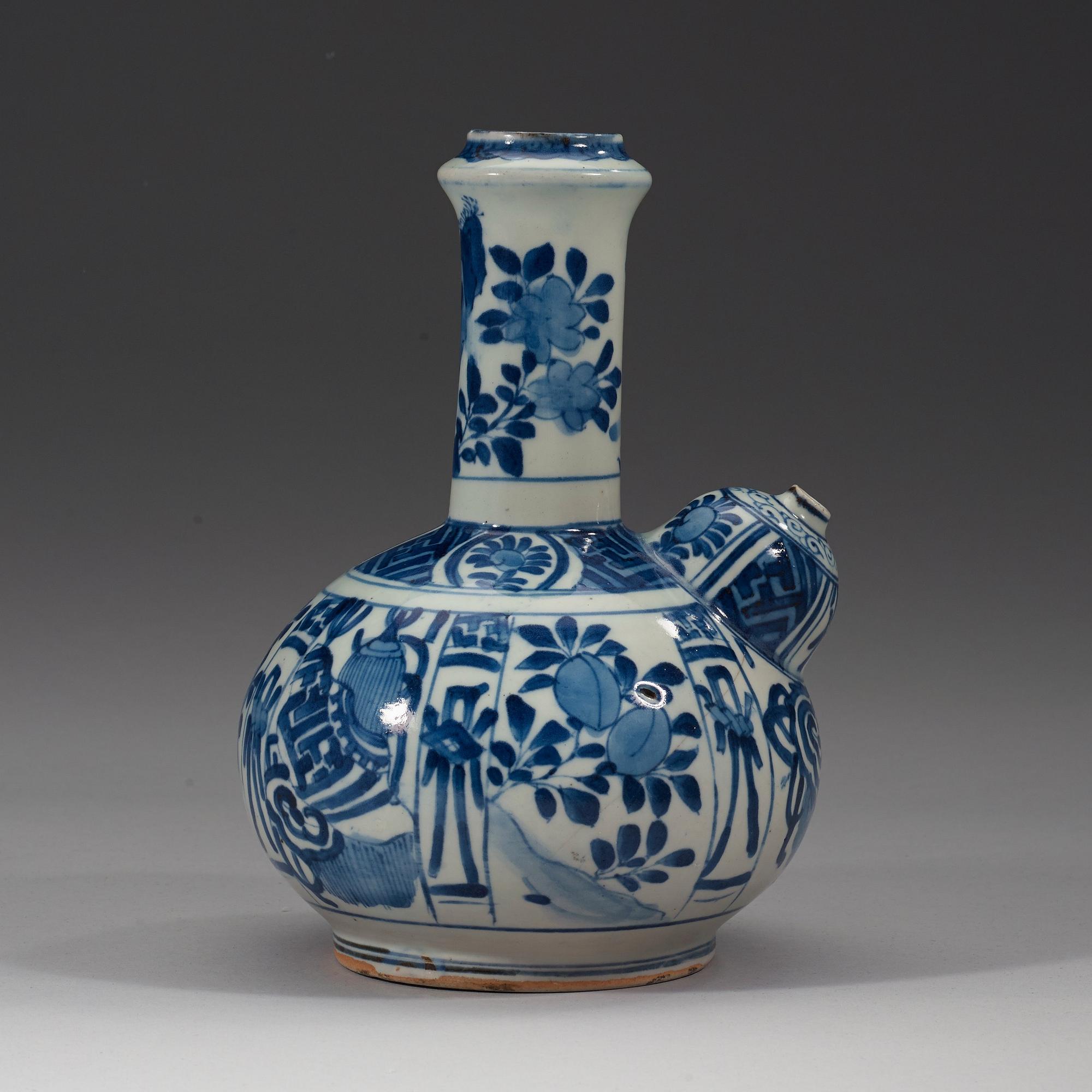 KENDI, porslin, Mingdynastin, Wanli (1573-1619).