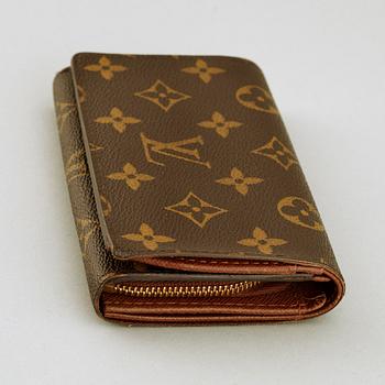 LOUIS VUITTON, a monogram canvas wallet.