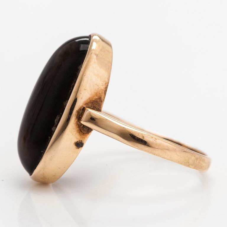 A 14K gold ring with a smoky quartz. Westerback, Helsinki 1957.