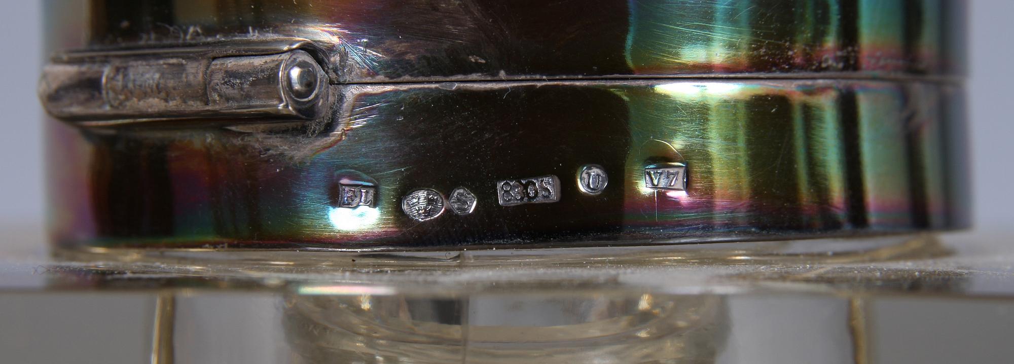 BLÄCKHORNSTÄLL samt PENNSKAFT, silver, bl a 1923.