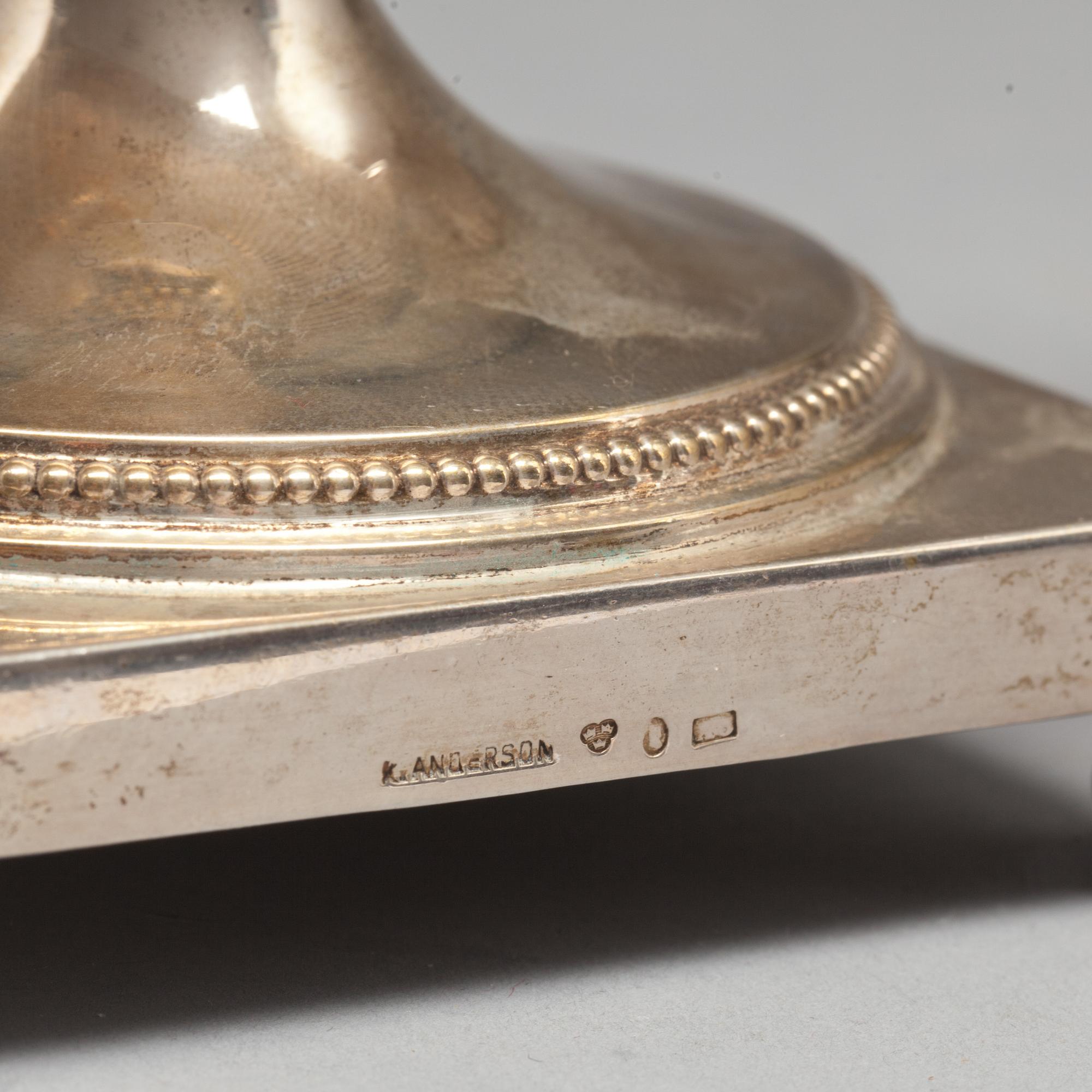 SKÅL PÅ FOT, silver, gustaviansk stil, K Andersson, troligen 1923. Total vikt ca 200 g.