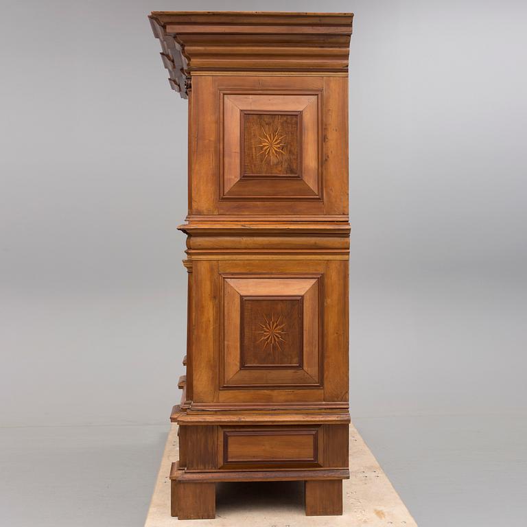 SKÅP, barock. 1700-talets första hälft.