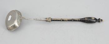 SOPPSLEV, silver, otydliga mästarstämplar, 1800-tal. Vikt ca 70 cm.