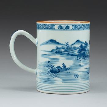 A blue and white tankard, Qing dynasty Kangxi (1662-1722).