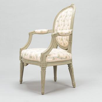 A Gustavian armchair by Johan Erik Höglander, master in Stockholm 1777-1813. Signed IEH.