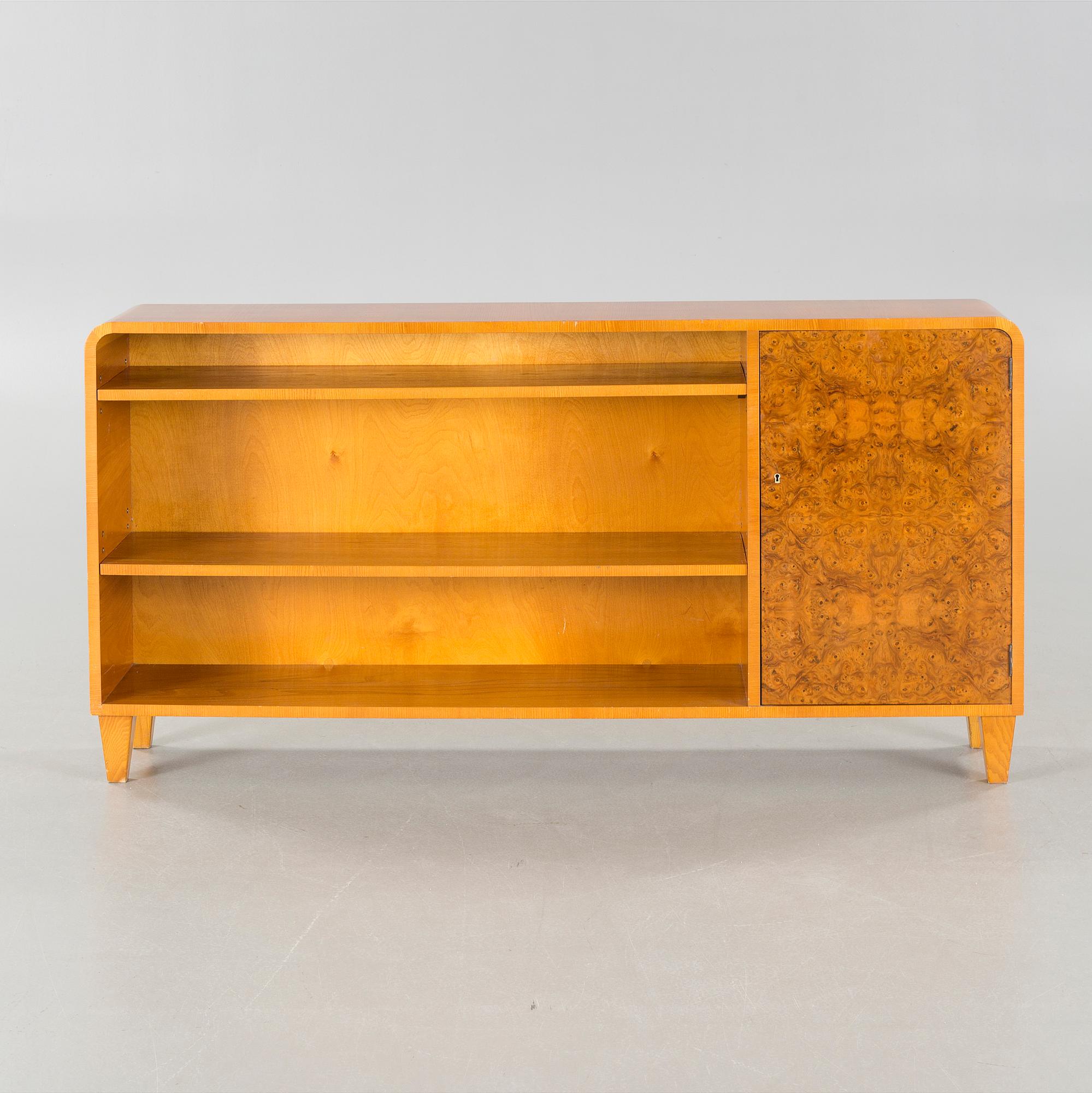 A 1940s sideboard.