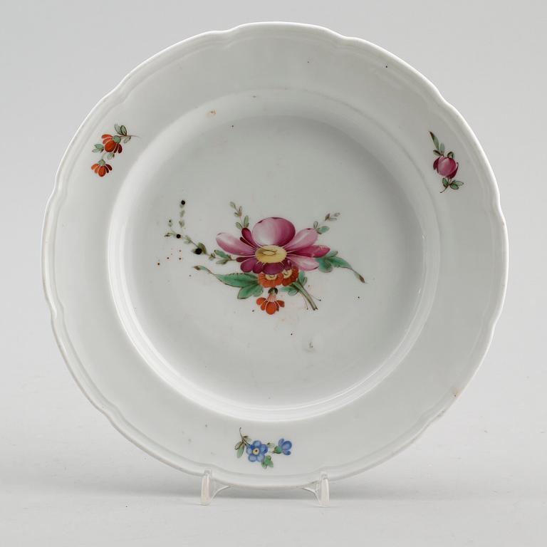 TALLRIK, porslin, 1800-talets första hälft.