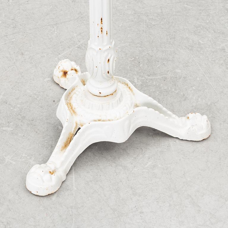 Trädgårdsbord, 1900-tal.